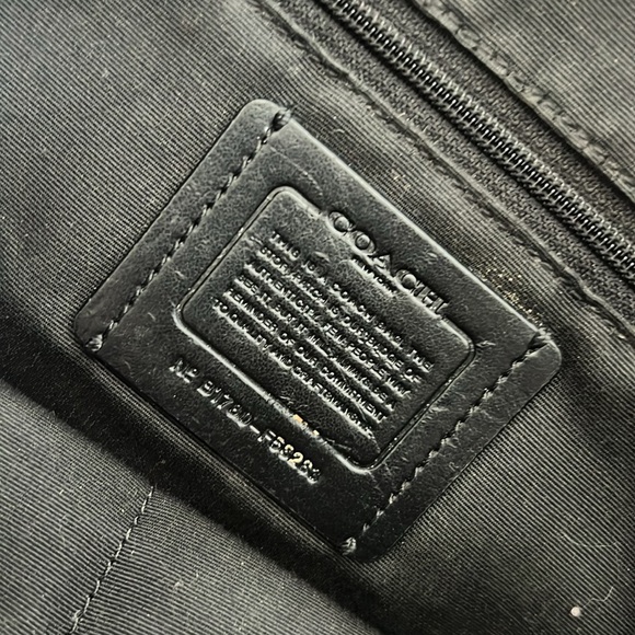 Coach Signature Kelsey Handbag - Picture 6 of 6